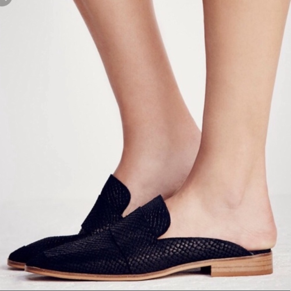 Free People | Mules “At Ease”